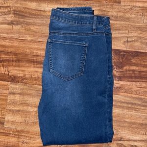Stretch Skinny Jeans